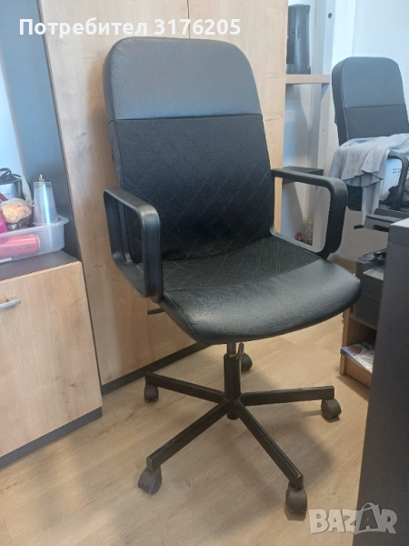 Продавам 2 бр. офис столове, снимка 1