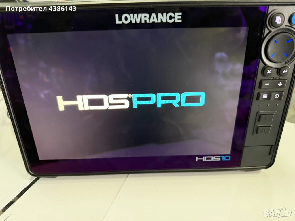Продавам сонар Lowrance HDS 10 със сонда , снимка 1