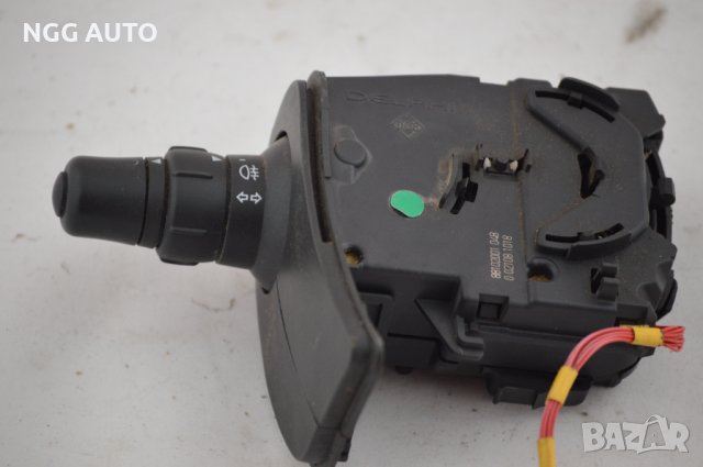 Лостче за светлини за Renault Clio III, снимка 2 - Части - 36972820