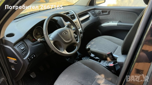 Kia Sportage 2.0, снимка 9 - Автомобили и джипове - 52245044