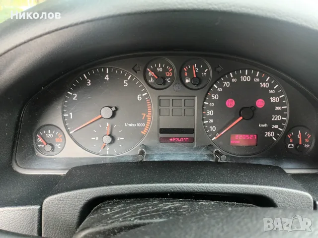 Audi A6 C5, 2.4, снимка 8 - Автомобили и джипове - 56274617