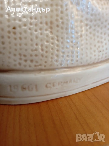 Порцеланова статуетка Маркирана GRAFENTHAL, снимка 7 - Статуетки - 50673650