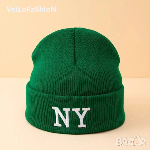 Нова зимна шапка с логото NEW YORK, снимка 3 - Шапки - 46834836