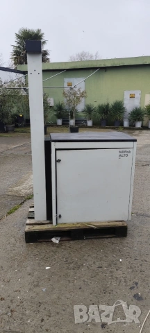 Шкаф за двойна прахосмукачка на самообслужване, снимка 2 - Други машини и части - 54093391