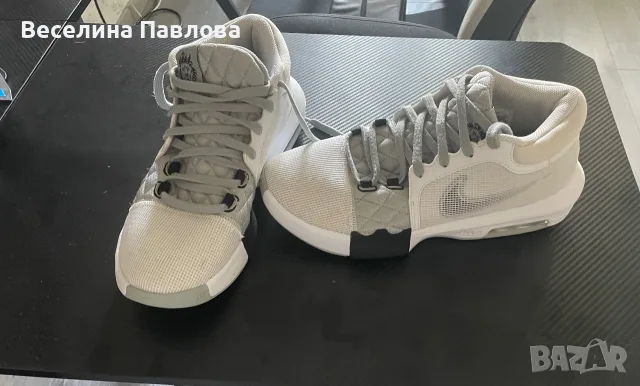Маратонки Nike LeBron Witness VIII. 44 номер