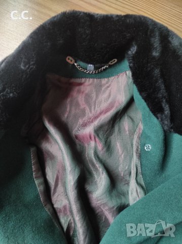 Ново Зелено палтенце,размер 38, цена 27 лв, снимка 3 - Палта, манта - 38921195