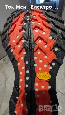 НОВИ обувки Nike ACG Ultrafly 43 номер, снимка 5 - Спортни обувки - 56257815