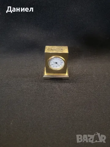 Много малък часовник , снимка 2 - Антикварни и старинни предмети - 50305957