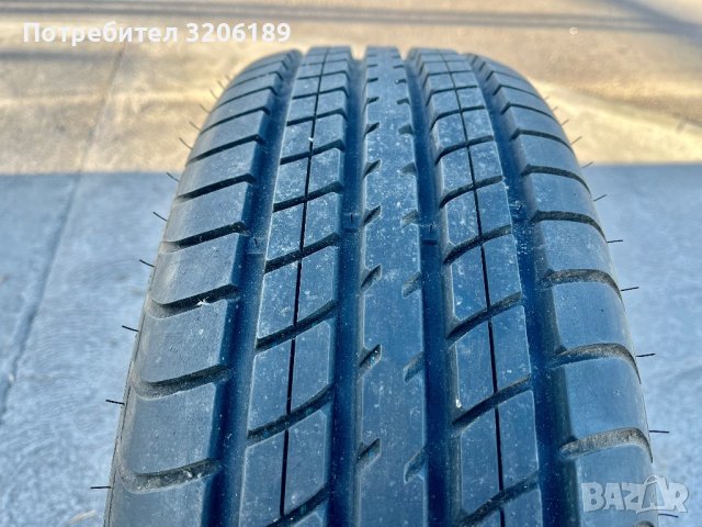 Единична гума 205/65/15 Dunlop, снимка 2 - Гуми и джанти - 42653587