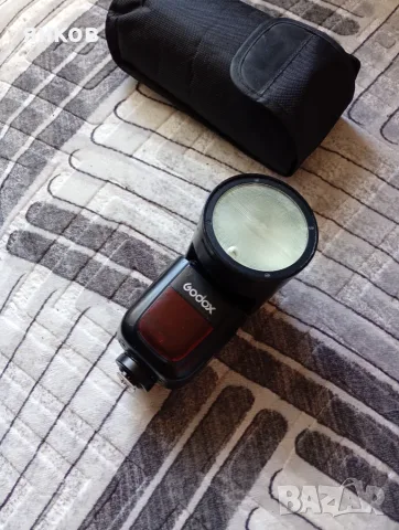 Светкавица за Nikon V1