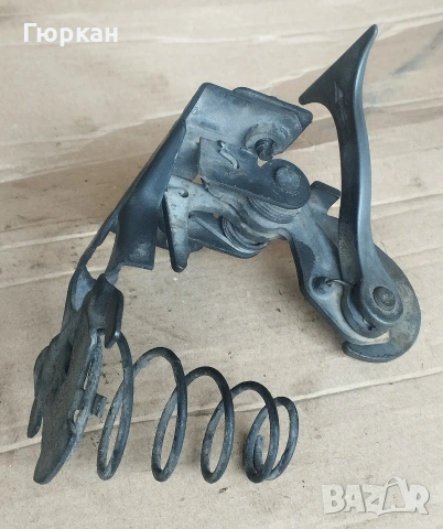 Mercedes Benz Отваряне на Преден Капак Лост 