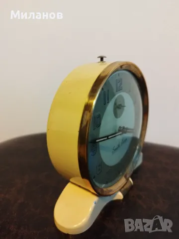 Стар механичен будилник, настолен часовник, снимка 8 - Антикварни и старинни предмети - 49337165