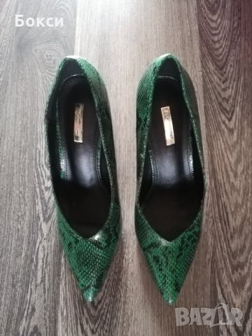 Обувки на ток в змийски принт , снимка 3 - Дамски обувки на ток - 30802173