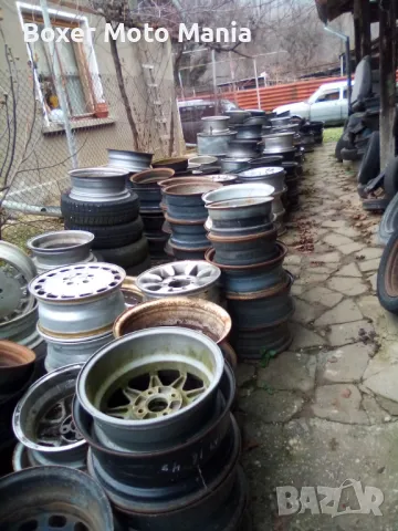 Ссср/Гуми/Джанти/Части:Лада Нива 1977-2005г.Части,Джанти и гуми  за Ваз 21213 Нива 1.7Карбуратор, снимка 1