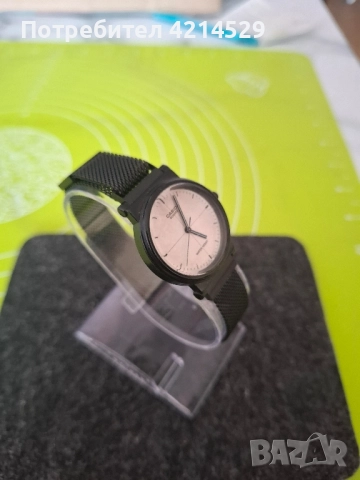 Дамски часовник, снимка 3 - Дамски - 51617379