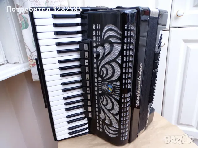 Акордеон Велтмайстер Каприче 120 баса НОВ, снимка 2 - Акордеони - 49074505