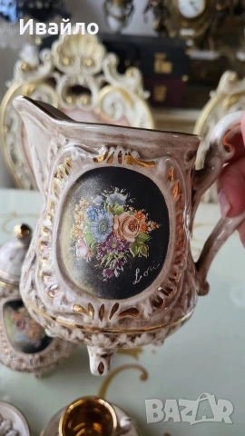 Сервиз за кафе Capodimonte , снимка 5 - Сервизи - 54091885