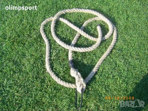 Въже за катерене Дебелина на въжето – ф 35 мм Дължина – 5,5 м С метално ухо за закачване към тавана