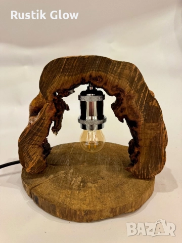 Настолна ръчно изработела лампа