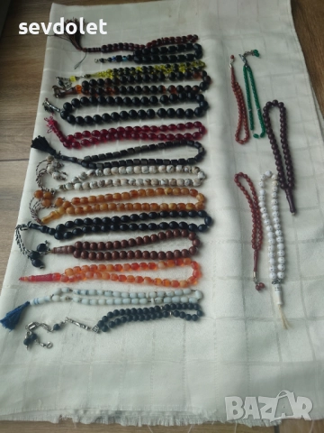 Интересна оферта за търговци и колекционери.Лот прекрасни броеници.Обявената цена е за всичките., снимка 3 - Колекции - 51573790