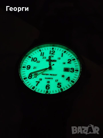 Часовник с флуресцентен циферблат, снимка 2 - Мъжки - 54043143