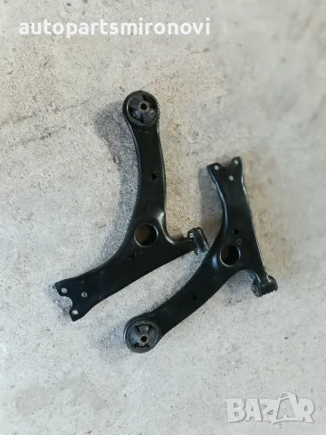 Предни носачи за Корола Версо 