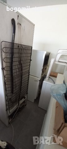 Хладилник с фризер 340 л 90л фризер и 250л хладилник, снимка 7 - Хладилници - 42131922