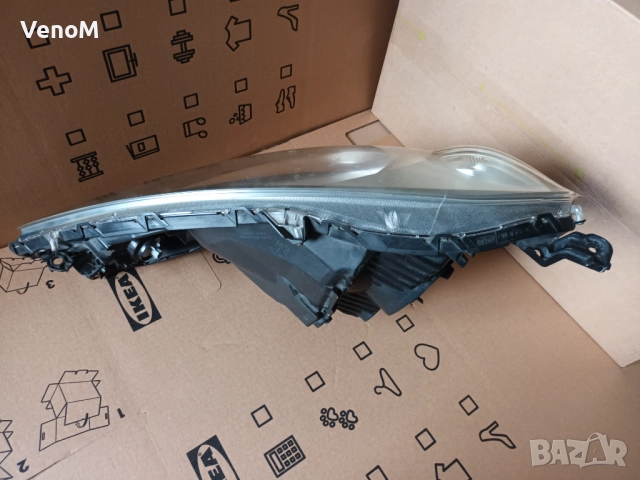 Хонда джаз 2009 десен фар +бонус радио с код карта, снимка 6 - Части - 52341276