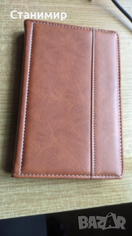 Електронна книга Sony PRS-T2 6" с над 600 книги и нов кожен калъф, снимка 2 - Електронни четци - 51335579