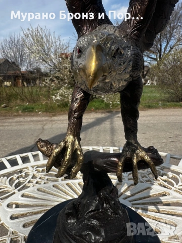 Внушителна бронзова скулптура "Орел Рибар с улов" – GLORENZO, 56 см, 6.6 кг, снимка 2 - Антикварни и старинни предмети - 53982255