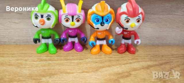 4 фигурки от "Топ кадети"