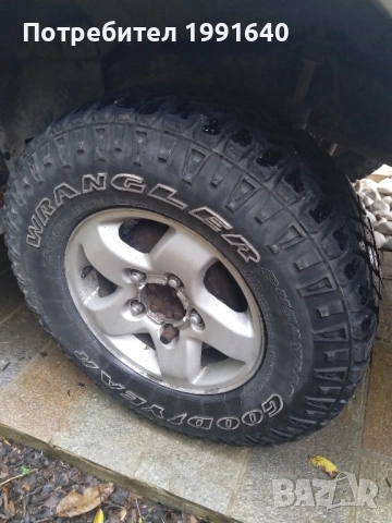 Гуми 205/70/15 с лети джанти 15 цола Киа Спортидж, снимка 2 - Гуми и джанти - 51982258