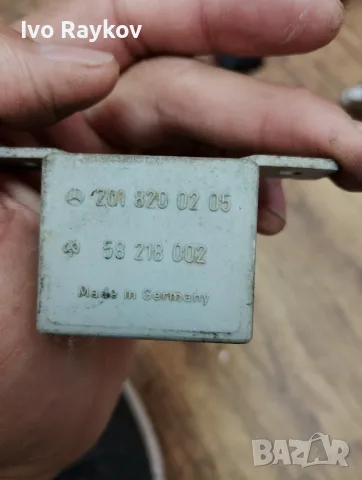 Реле , мигачи за Mercedes  W124 S124 A124 C124 , 2018200205 , снимка 2 - Части - 55741526