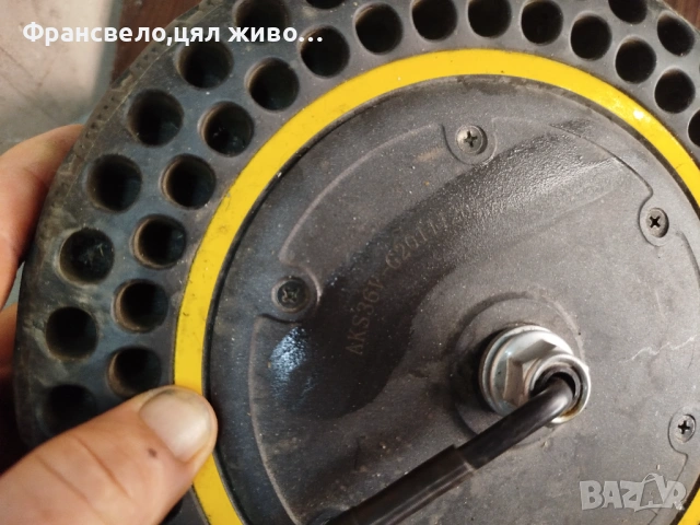 двигател мотор за електрически скутер тротинетка,10 цола , снимка 3 - Части за велосипеди - 49299404