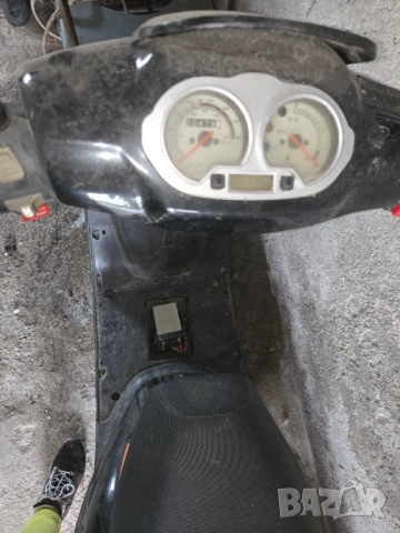 Продавам скутер, снимка 8 - Мотоциклети и мототехника - 54161044