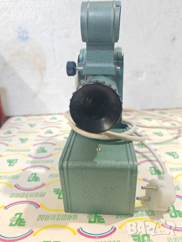 Прожекционнен руски апарат , снимка 3 - Антикварни и старинни предмети - 53128311