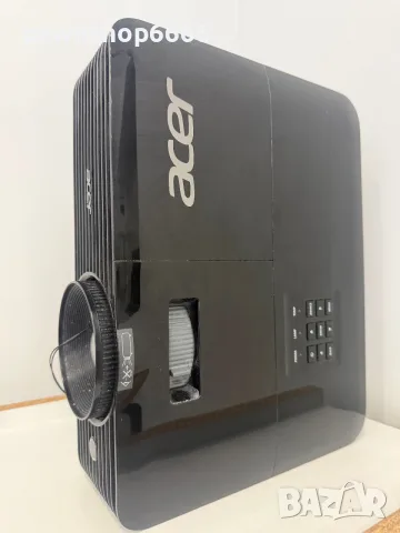Мултимедиен проектор Acer X118H – Отлично състояние, снимка 3 - Плейъри, домашно кино, прожектори - 56315520