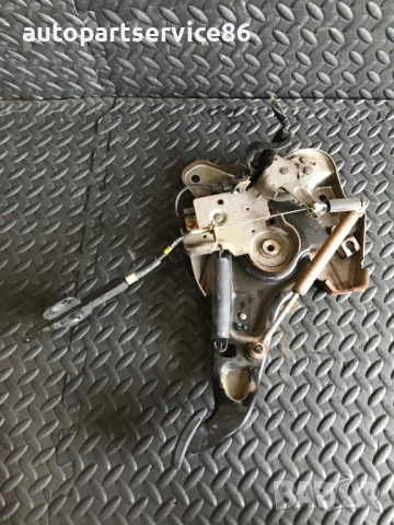 Механизъм на ръчната спирачка за KIA Opirus 3.5 (2006)