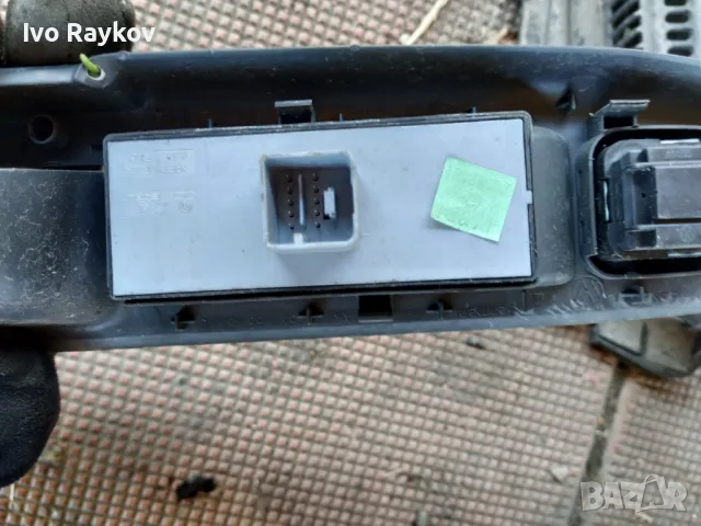 бутони ел стъкла VW Golf 5 , k4 868 049C, 1K4 959 857A, 1K4959857A, 1K0959565H, 1K0 959 565 H, снимка 2 - Части - 47732035