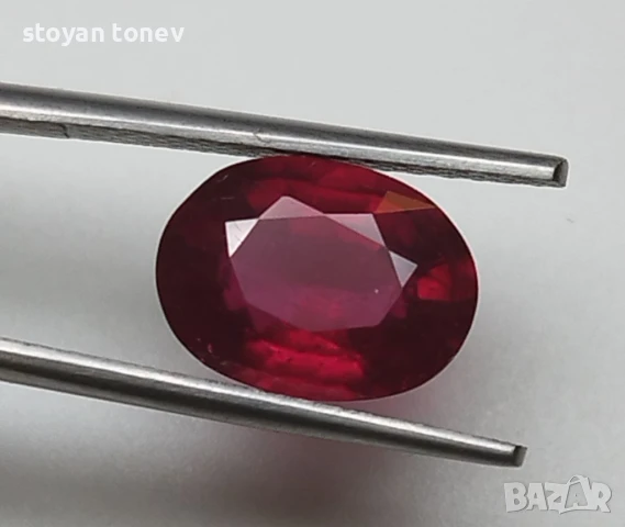 Подобряван естествен рубин с цвят Гълабова кръв 2.13кт.! Сертифициран! Нов!, снимка 8 - Други - 50755686
