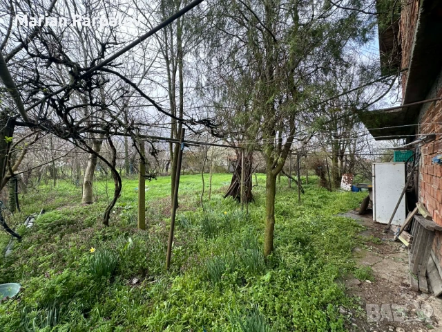 Двуетажна къща с голям двор в с. Езеро – отлична инвестиция с потенциал! 🏡, снимка 3 - Къщи - 54108725