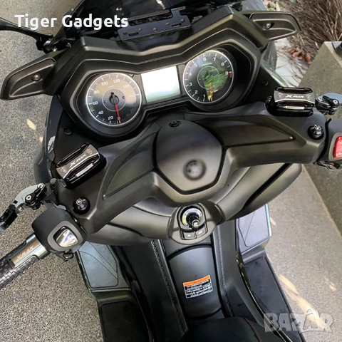 Алуминиеви капачки за резервоар за спирачна течност за Yamaha XMAX 125 250 300 комплект 2 бр., снимка 4 - Аксесоари и консумативи - 54194074