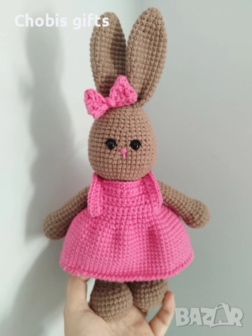 Плетено на една кука зайче 