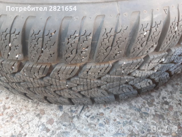 Зимни гуми  DUNLOP 4бр 195/65 R15 с лети джанти., снимка 2 - Гуми и джанти - 30204644