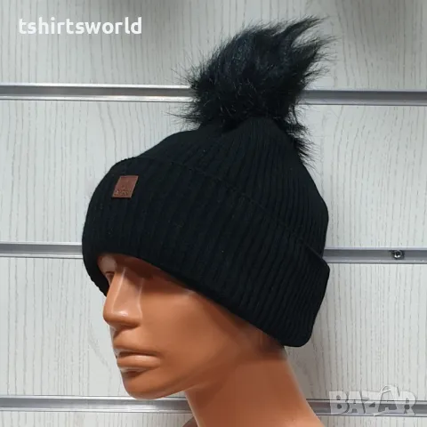 Нова зимна топла дамска шапка Silver Star в черен цвят с пух/помпон, снимка 2 - Шапки - 47926632
