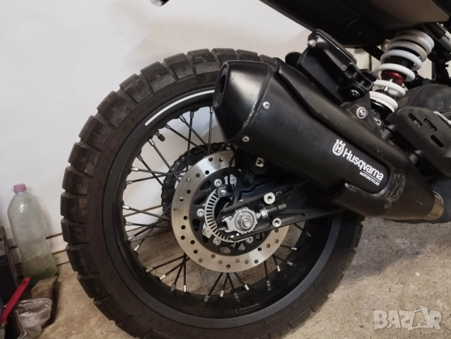 Husgvarna Svartpilen 401cc, снимка 14 - Мотоциклети и мототехника - 53304118