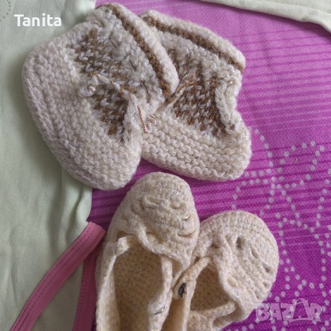 Боди и два чифта плетени терлички, снимка 2 - Бодита за бебе - 39414238