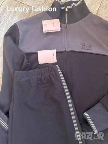 Дамски спортен комплект Miu Miu, снимка 2 - Спортни екипи - 52463816