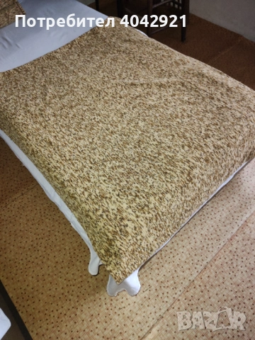 Парчета плюшена дамаска, снимка 2 - Платове и дамаски - 53197127