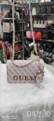 чанти Guess, снимка 3 - Чанти - 51455168